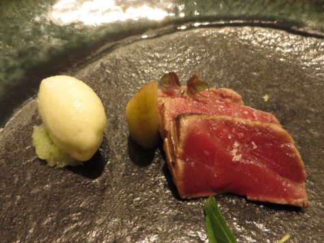 Cerdo --like glistening tuna sashimi